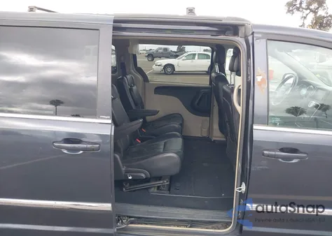 2013 Chrysler Town & Country Touring from USA, damaged, VIN 2C4RC1BG1DR675026